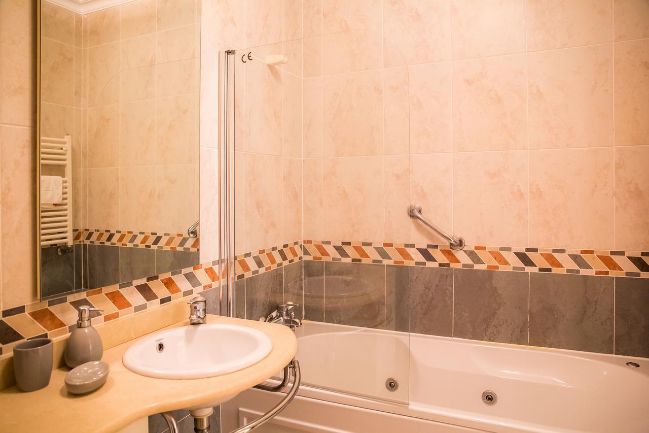 A07 - Seaview And Pool Luxury Apartment Лагос Екстериор снимка